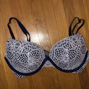 Victoria Secret Push Up Bra